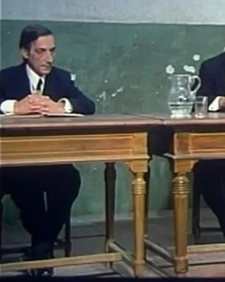 Milan Lentić kao član sudskog vijeća u filmu Prvi splitski odred